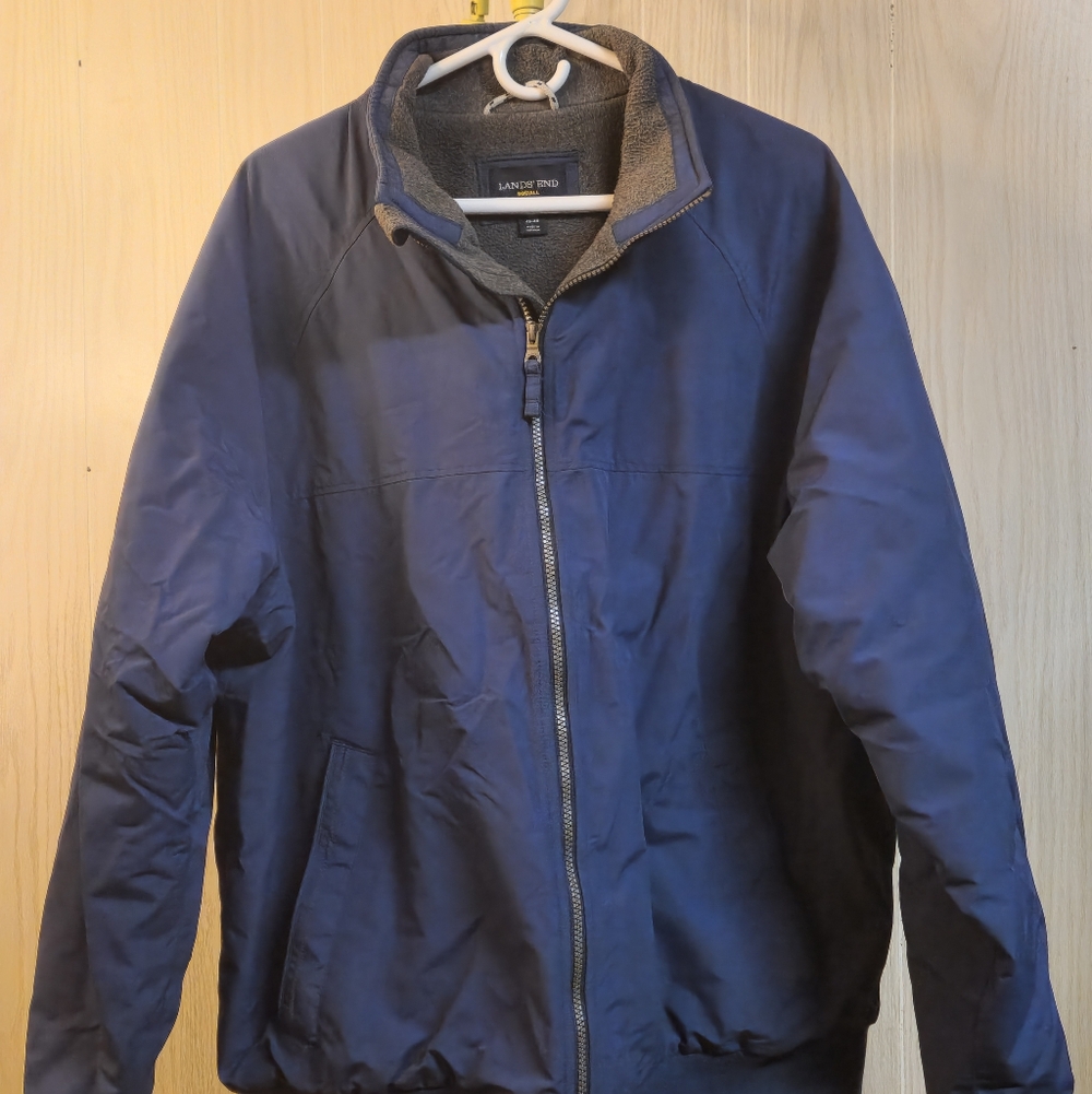 Lands' End Classic Squall Jacket - Like New - Size XL - Navy Blue